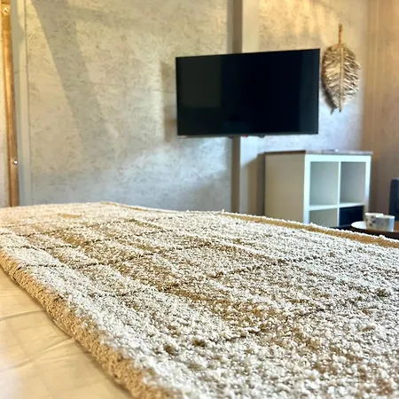 アパート Saltea House